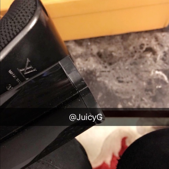 LV Heels - Picture 2 of 2